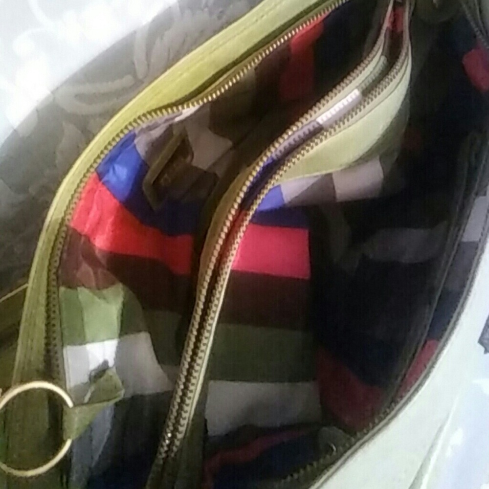 PURSE - Picture 2 of 3